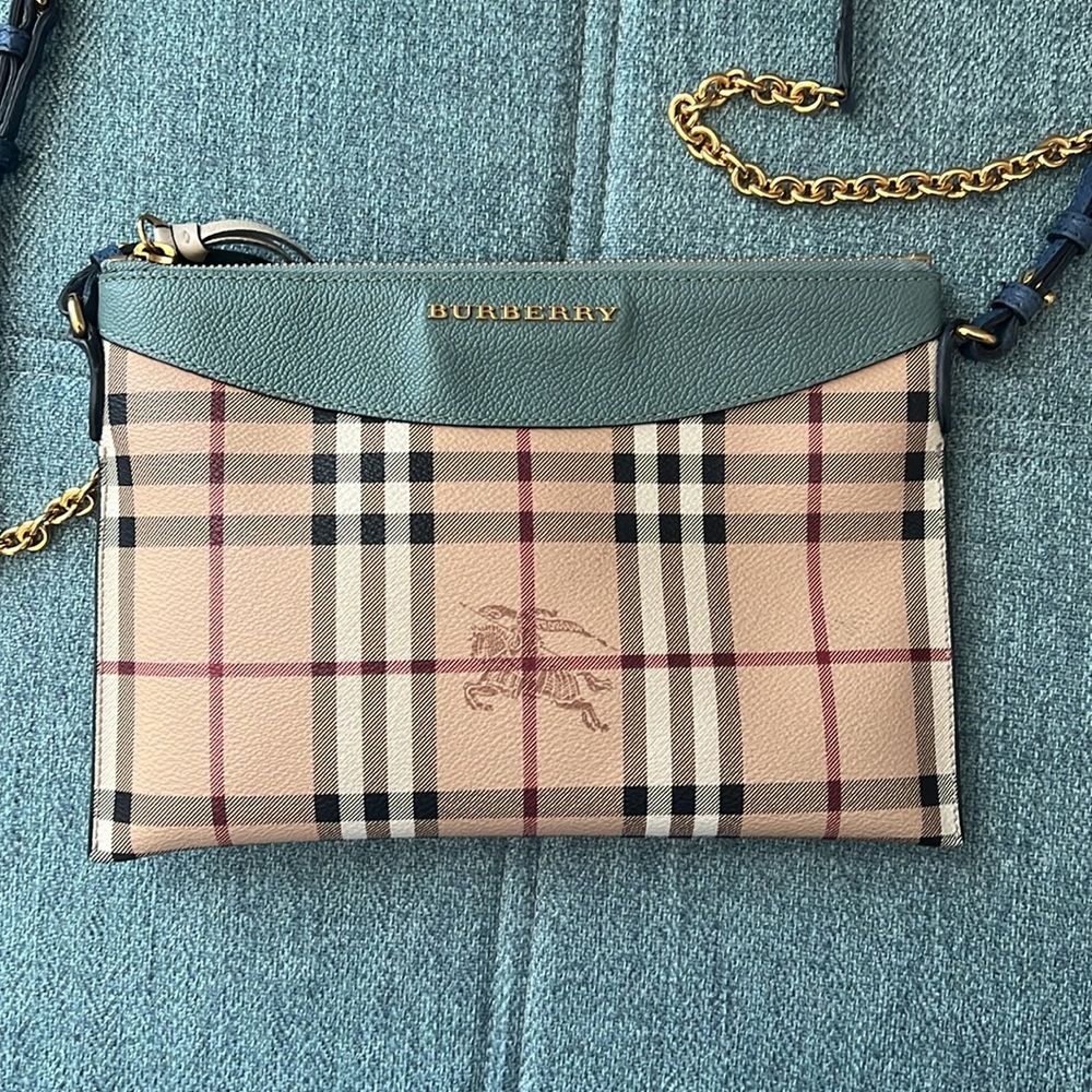 Burberry crossbody in blue leather